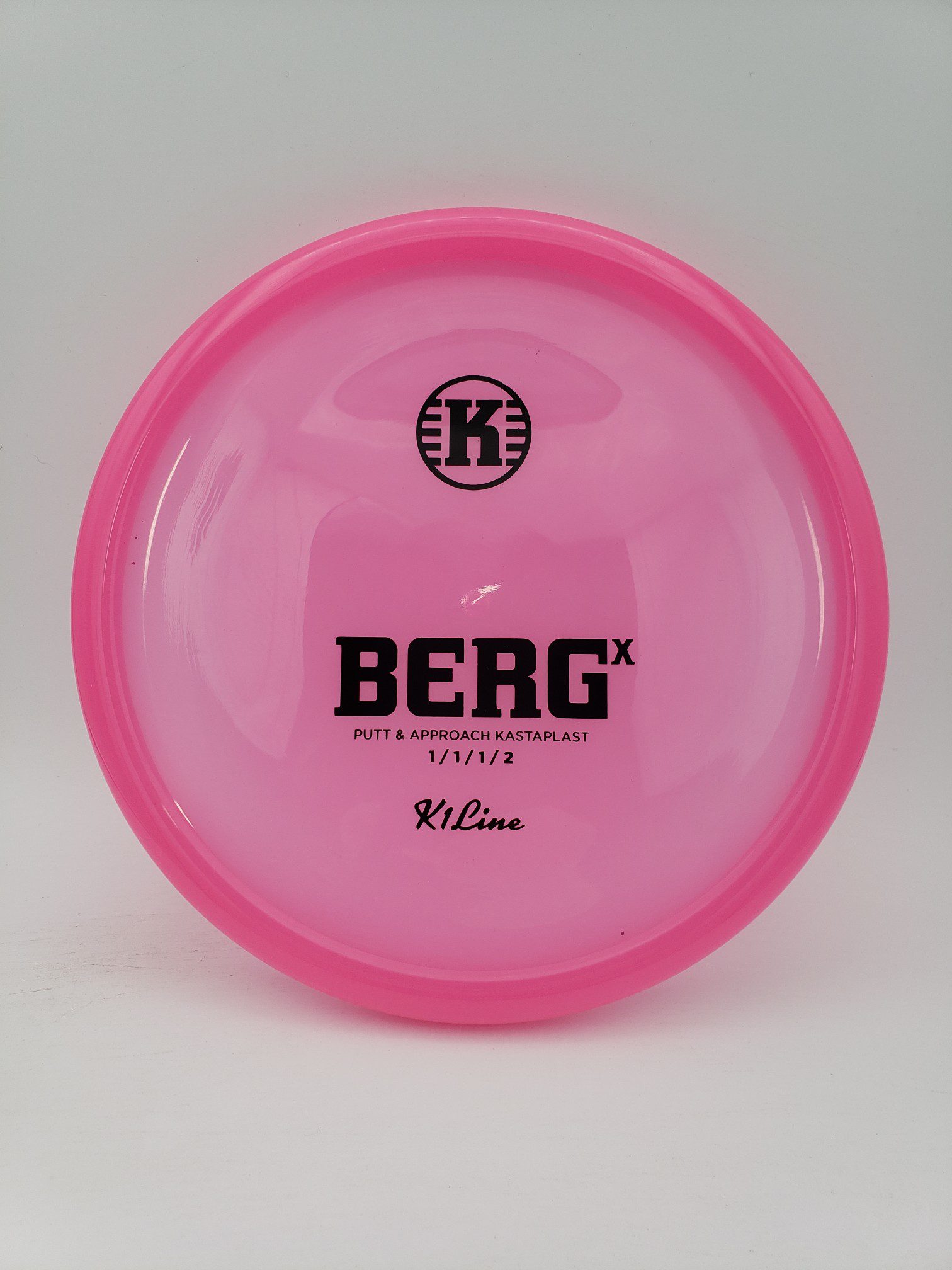 Kastaplast K1 Berg X hot pink disc golf disc front view