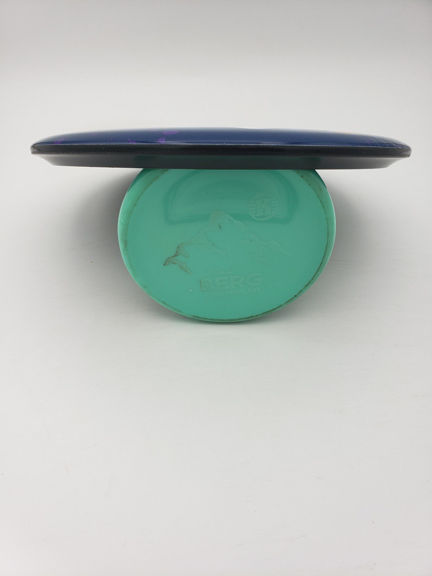 Discraft Bert Kreischer collection SuperColor Buzzz and DGLO 3 pack disc golf disc back view