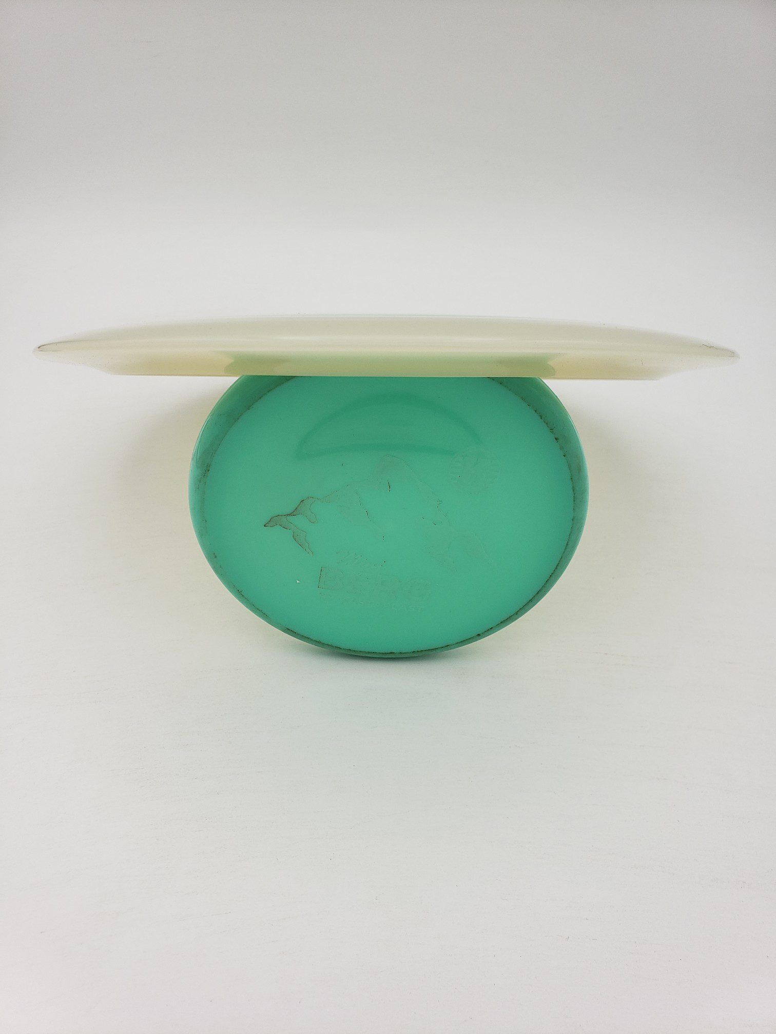 Kastaplast K1 Glow Guld disc golf disc back view