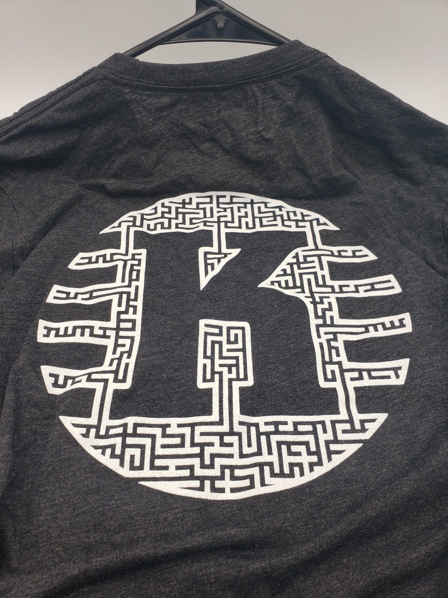 Par Plastics K-Maze-ing tri-blend long sleeves by DoubleRam Design disc golf disc back view