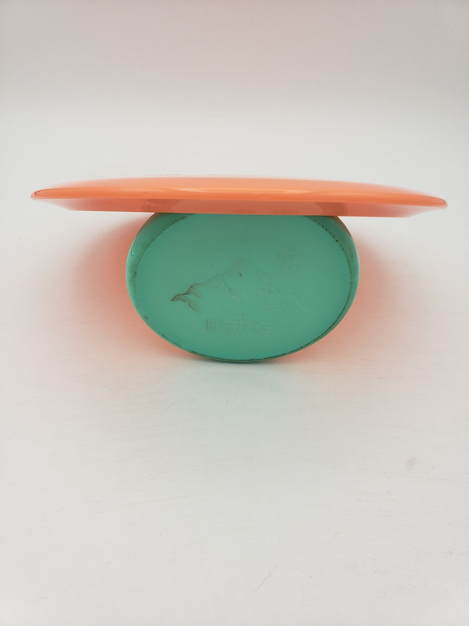 Streamline Neutron Lift disc golf disc back view