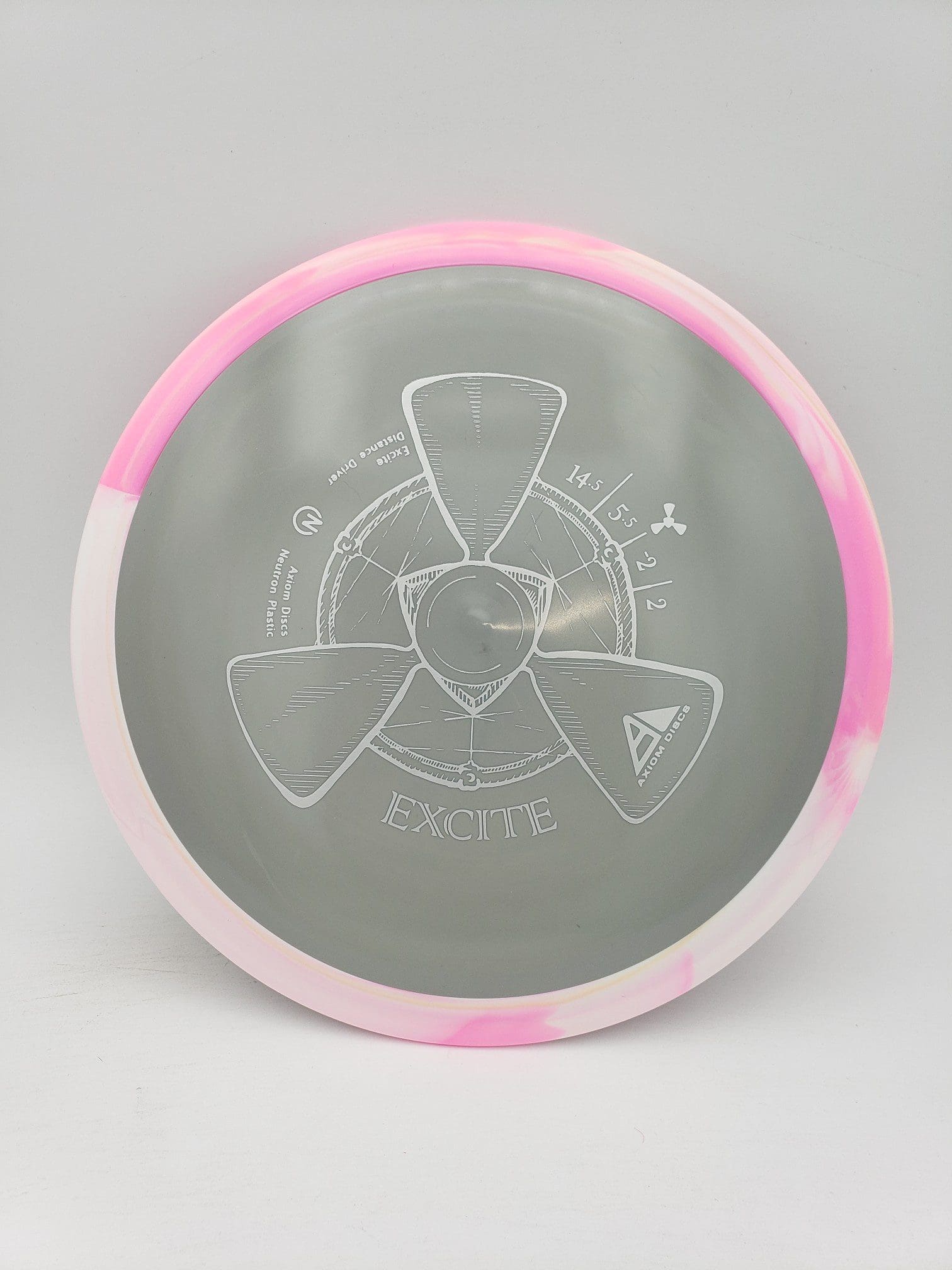 Axiom Neutron Excite disc golf disc front view