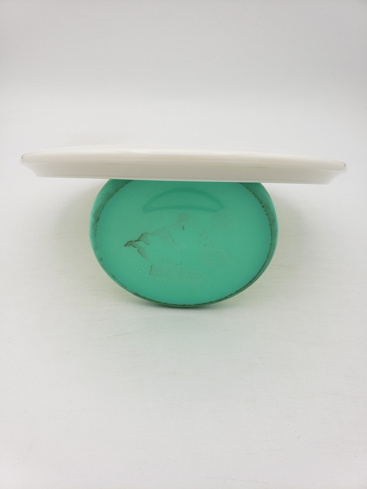 Kastaplast K1 Nord white disc golf disc back view