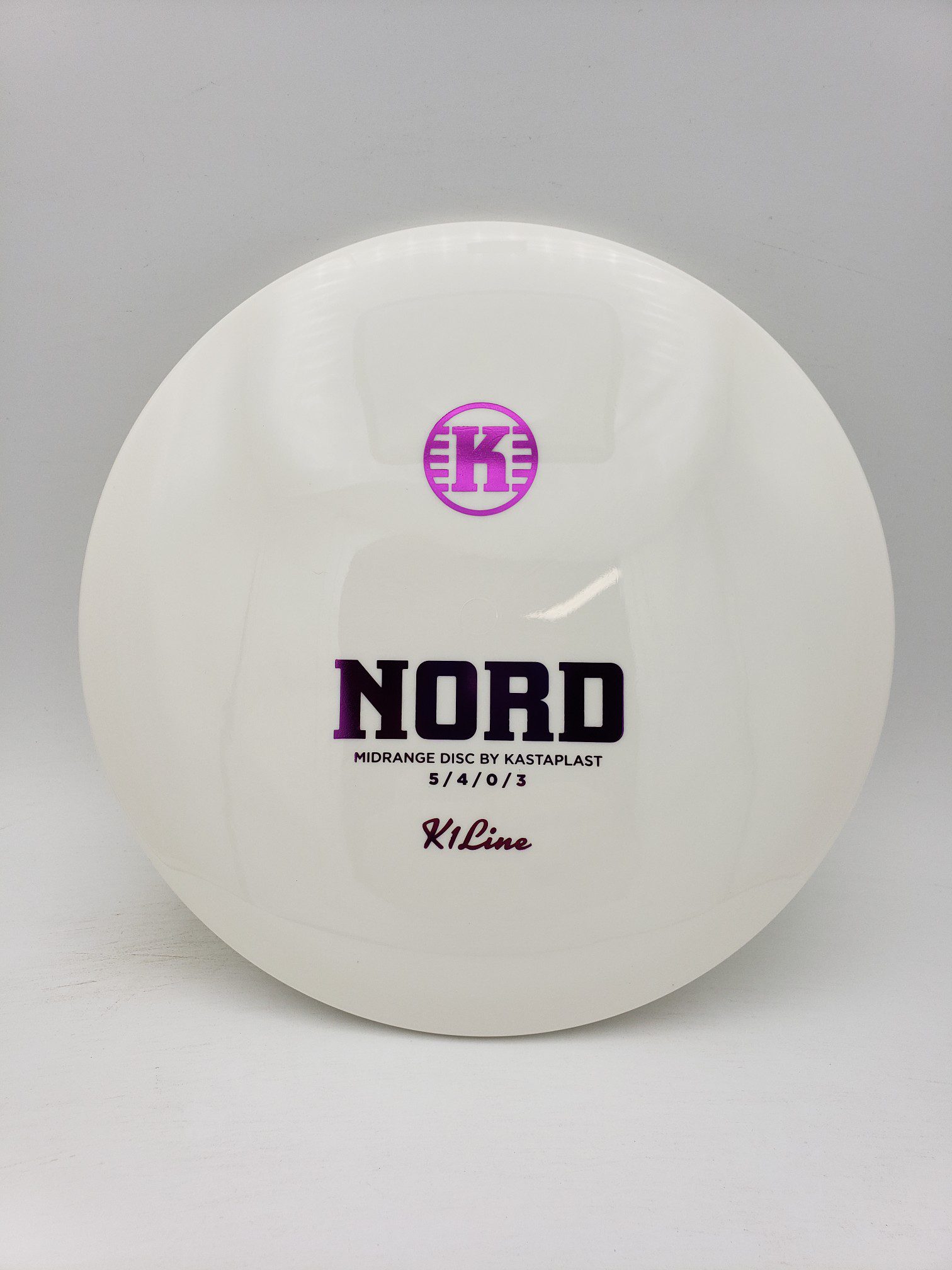 Kastaplast K1 Nord white disc golf disc front view