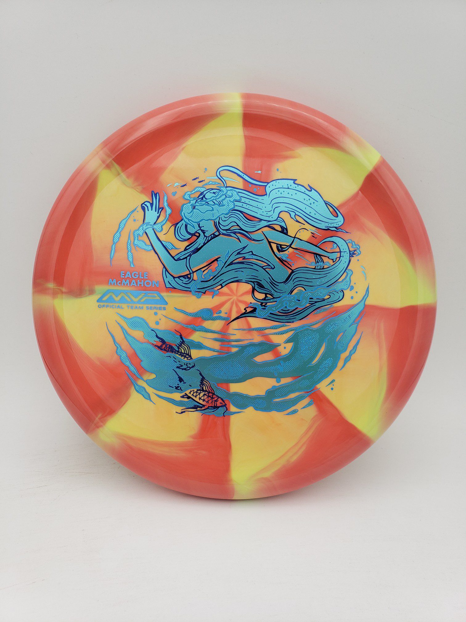 Streamline Cosmic Neutron Range - Team Series disc golf disc front view