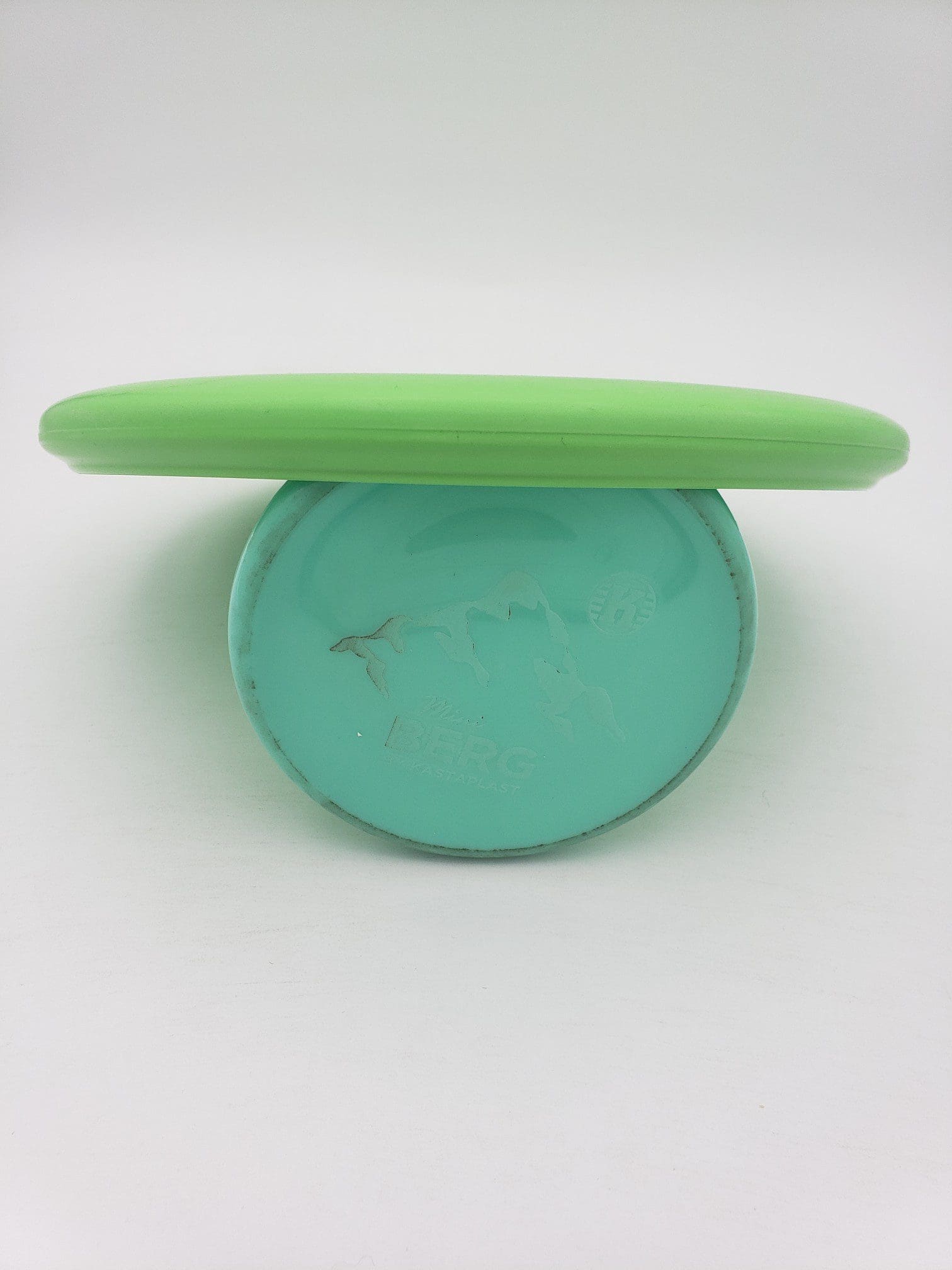 Kastaplast K3 Tuff lime disc golf disc back view